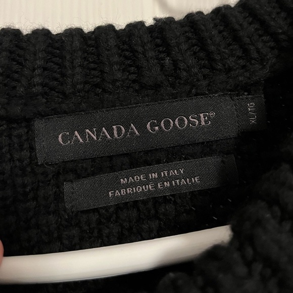 AUTHENTIC Canada Goose Black Label Knit Sweater - Picture 4 of 6